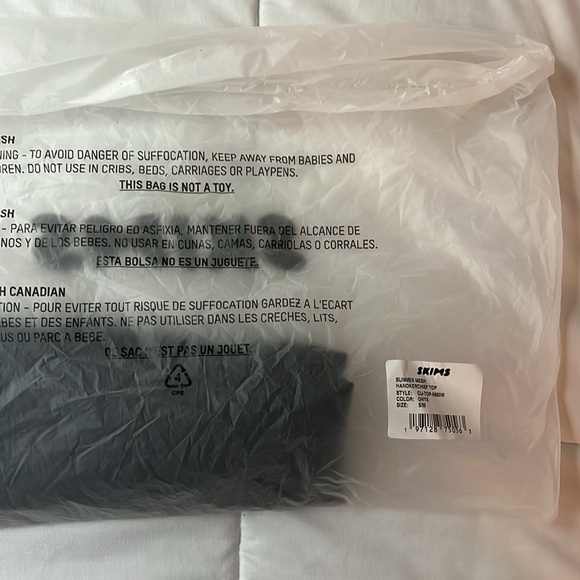 Skims Handkerchief Top - Picture 7 of 7